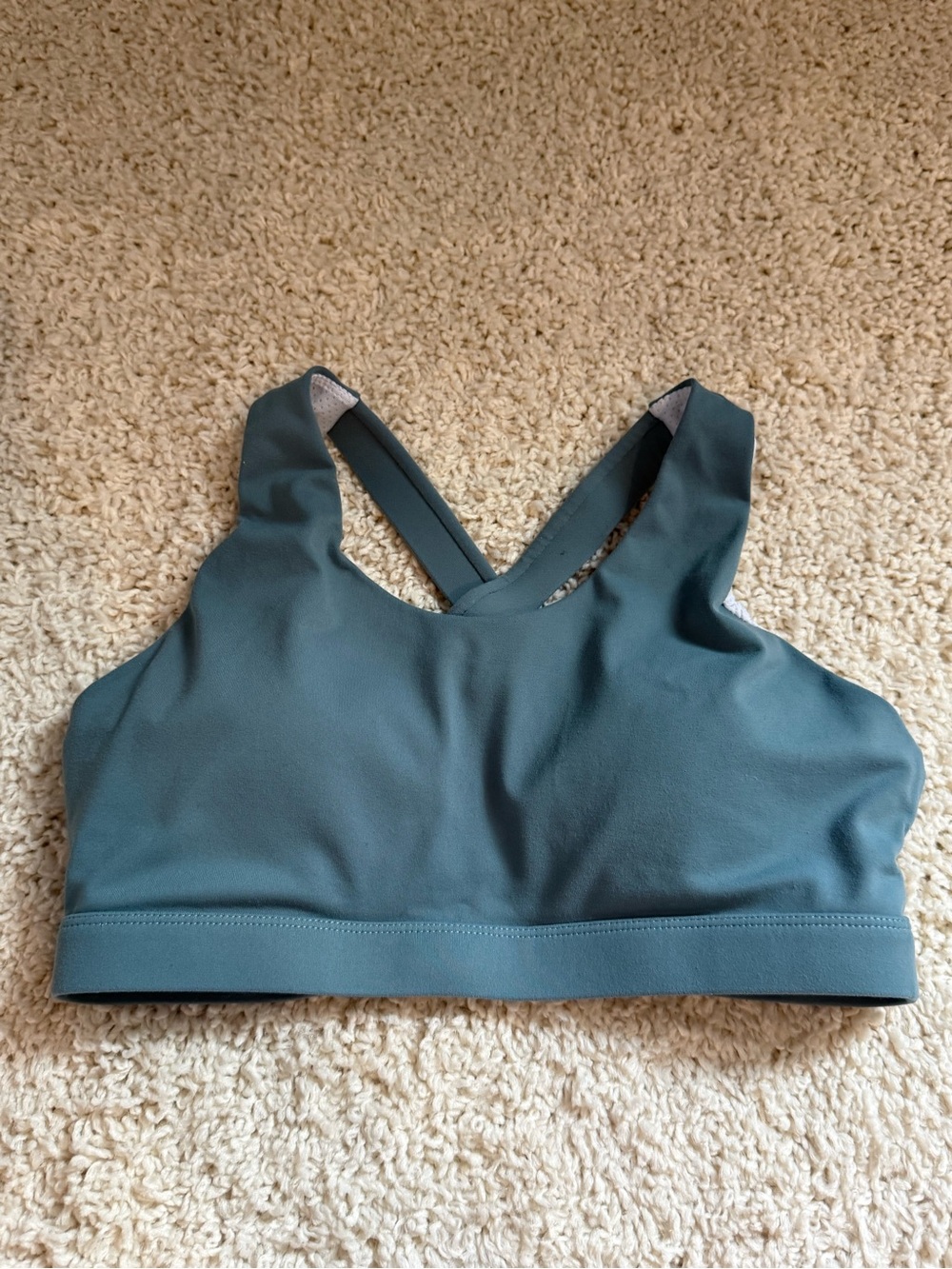 Running Girl Women's Sage Cross-Back Padded Sports Bra Medium